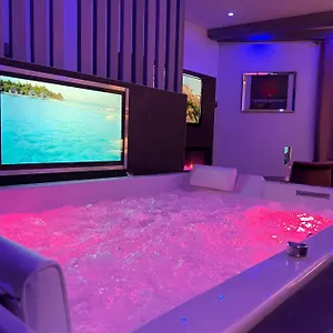  Appartement Chic & Jacuzzi